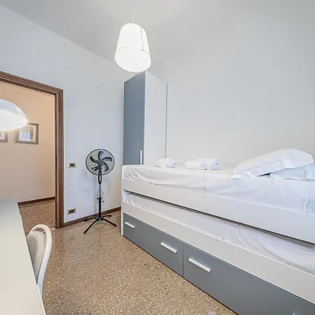 Апартаменты Blu Albisola - Sea 300m - Family - Free Wifi *