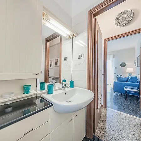 Апартаменты Blu Albisola - Sea 300m - Family - Free Wifi *